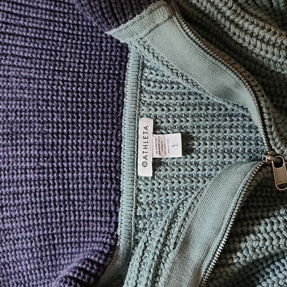 Athleta sweater